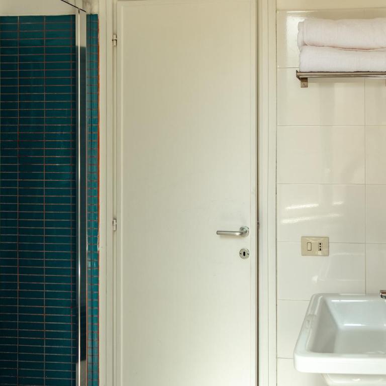 St Peter Clivo 1 by BuddyRent - Two-Bedroom Apartment - 5