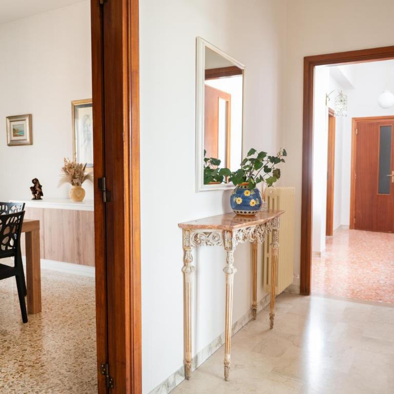 Simohouse Lecce - Executive Suite Apartment 140mq - 2 Bathrooms - Appartamento con 2 Camere da Letto - 46