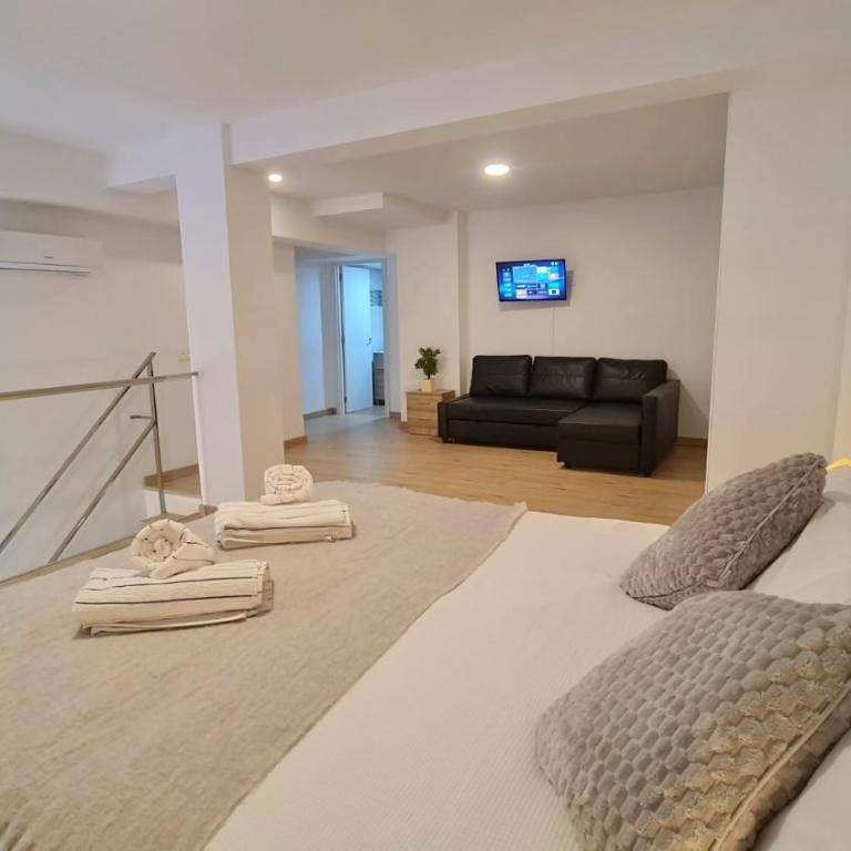 Duplex Huelin I & Beach - Apartamento de 1 dormitorio - 4
