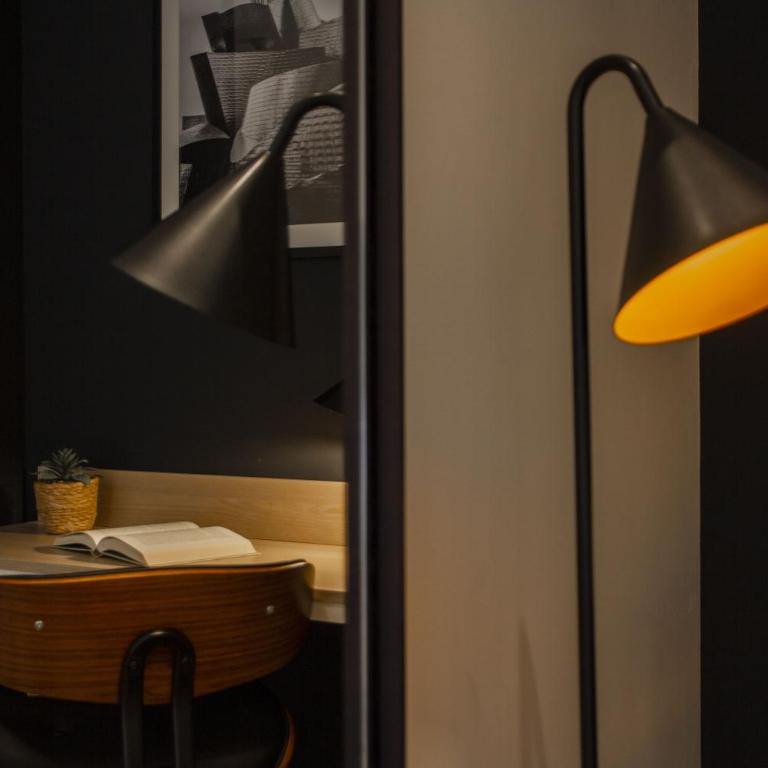 room Select Bilbao - Superior Deluxe Room - 8