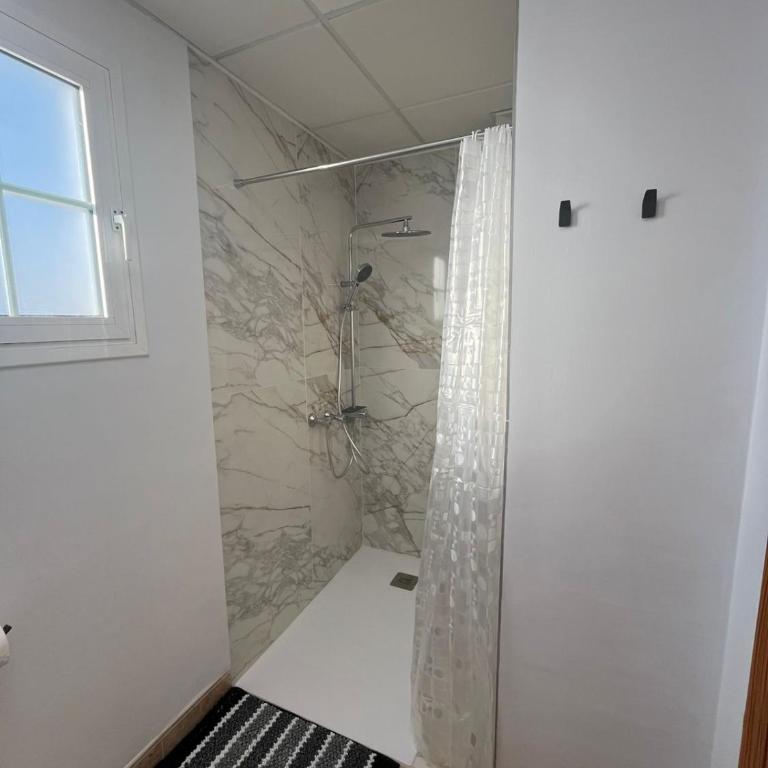 Can Ceguet - Three-Bedroom Apartment - 24