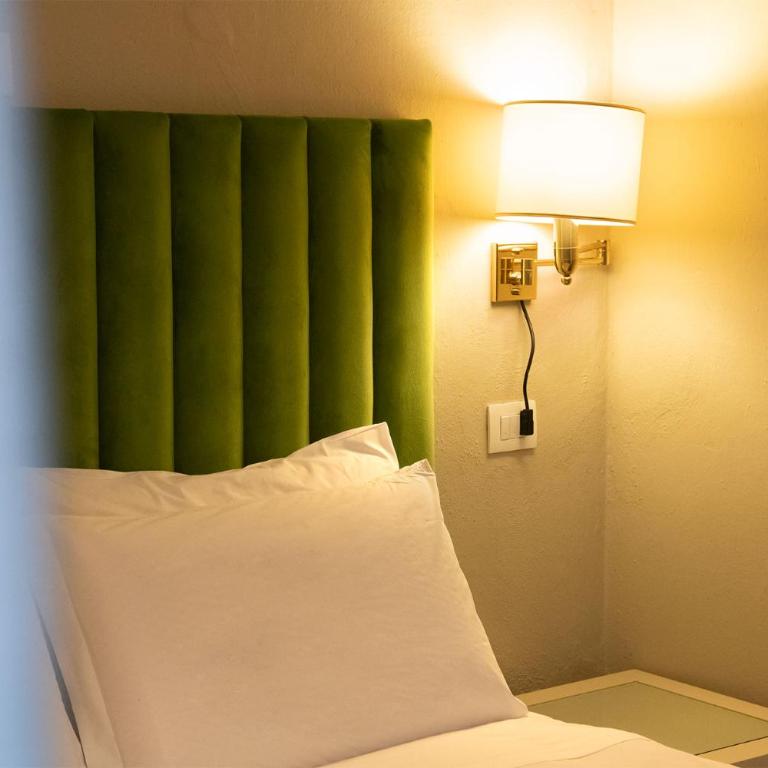 Hotel Suisse - Camera Matrimoniale Standard - 4