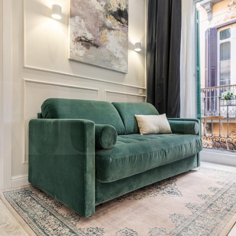 Historic charm steps from top landmarks by REMS - Apartamento de 2 dormitorios - 3