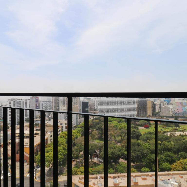 Benavides by Wynwood House - One-Bedroom Apartment with Balcony and City View - 1