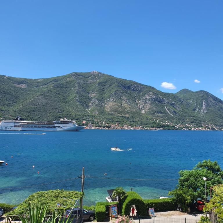 Cozy Studio with a large Terrace and Sea View - Appartement 1 Chambre - 1