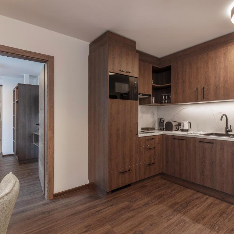 Home4You - Appartement 2 Chambres avec Balcon - 13