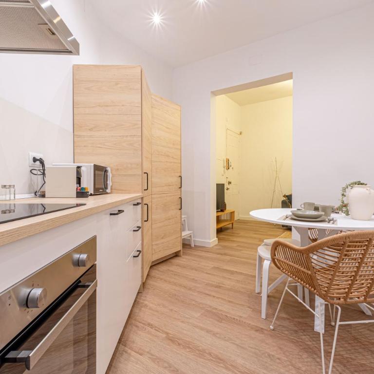 El Castizo Madrid centro by Hogar4 - One-Bedroom Apartment - 17