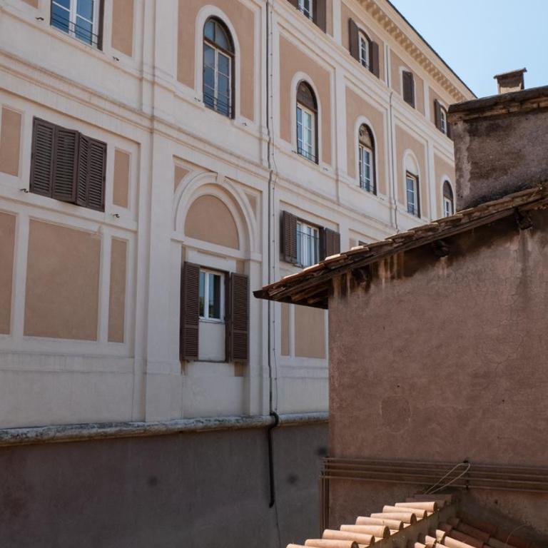 Trevi 88 - Appartamento con 2 Camere da Letto - 37