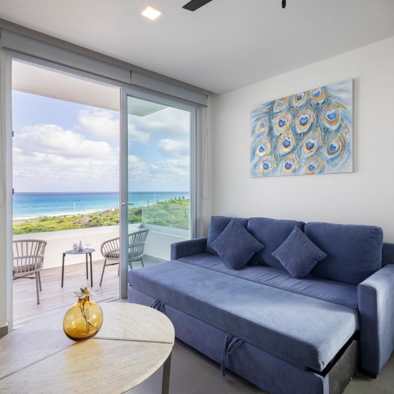 Azulea Isla Mujeres Hotel - King Suite with Ocean View - 6