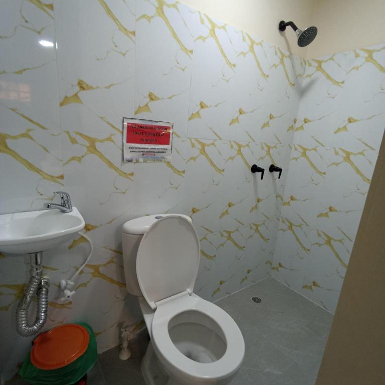 Hotel San Vicente - Habitación Doble con baño privado - 7