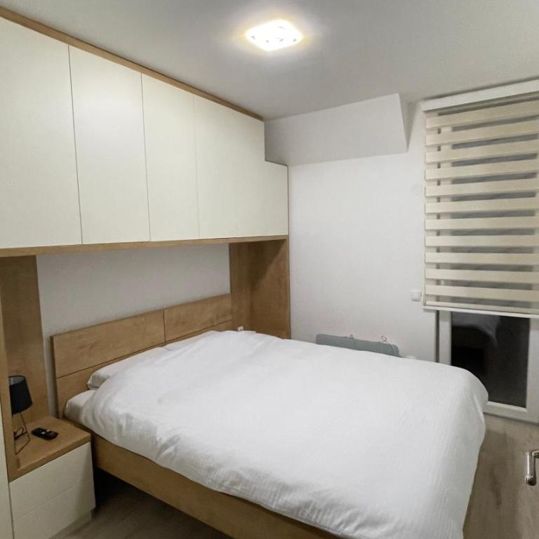Geregs alibi - Apartman sa 1 Spavaćom Sobom, Balkonom i Pogledom na Planinu - 13