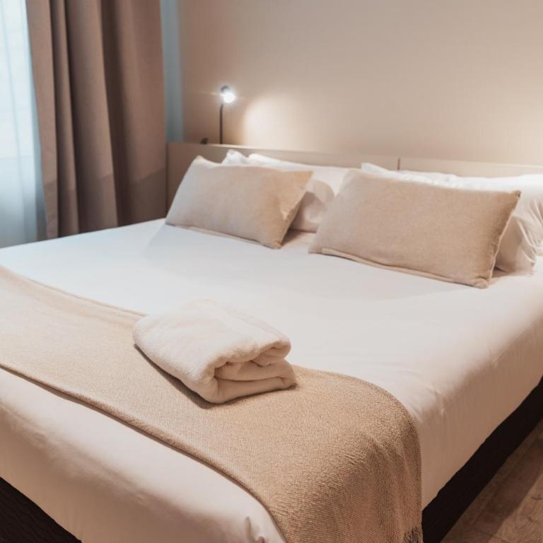 RentUp Suites Salta - Estudio Estándar - 5