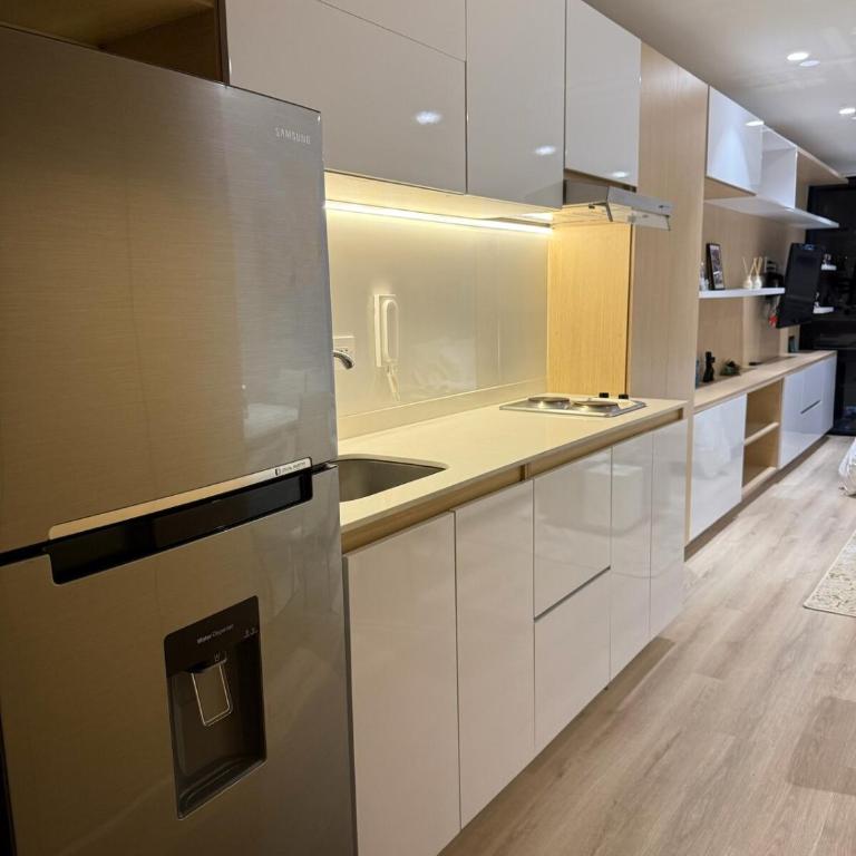 Spectacular city view Loft with Club House - One-Bedroom Apartment - 6