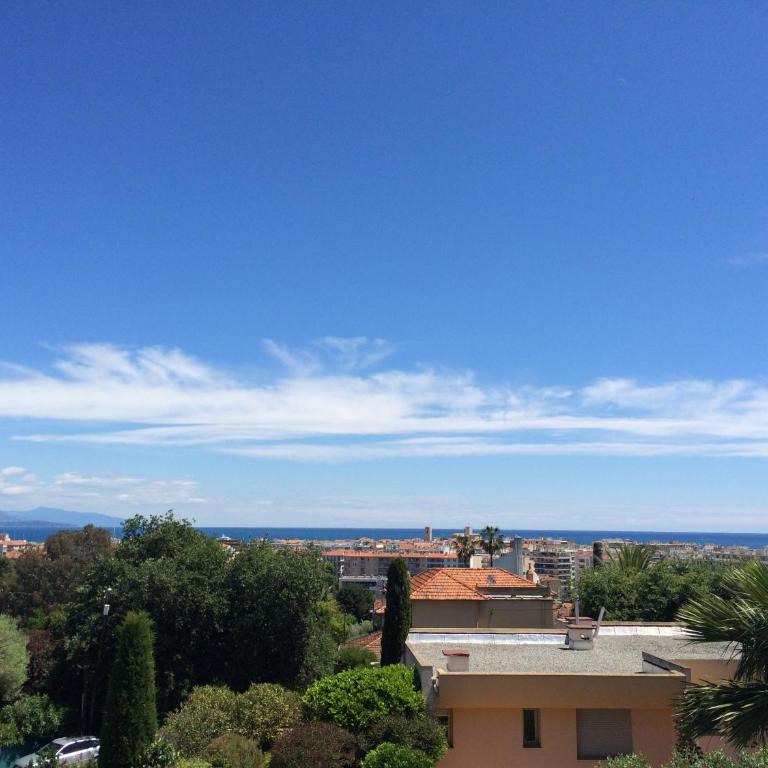 Vue mer, terrasse et parking privé - Appartement - Vue sur Mer - 1