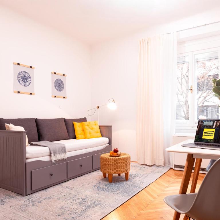Nice Weekends Graz City Centre - Free Parking, Pets Welcome & Walk to Old Town - Mur - Kunsthaus - Standard Apartment - 1