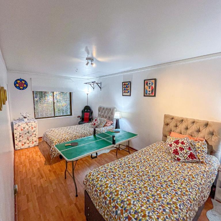 Amplio apartamento para 7 personas a pasos del mar y casino - Three-Bedroom Apartment - 12
