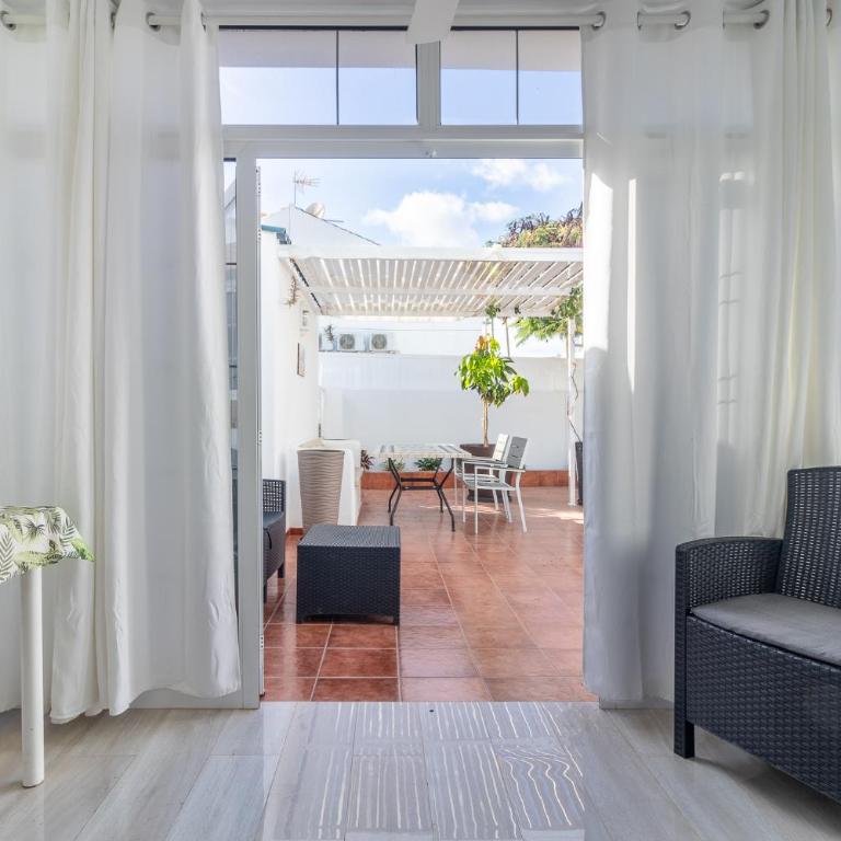 Sonneland Large & Private Terrace - Bungalow con patio - 40