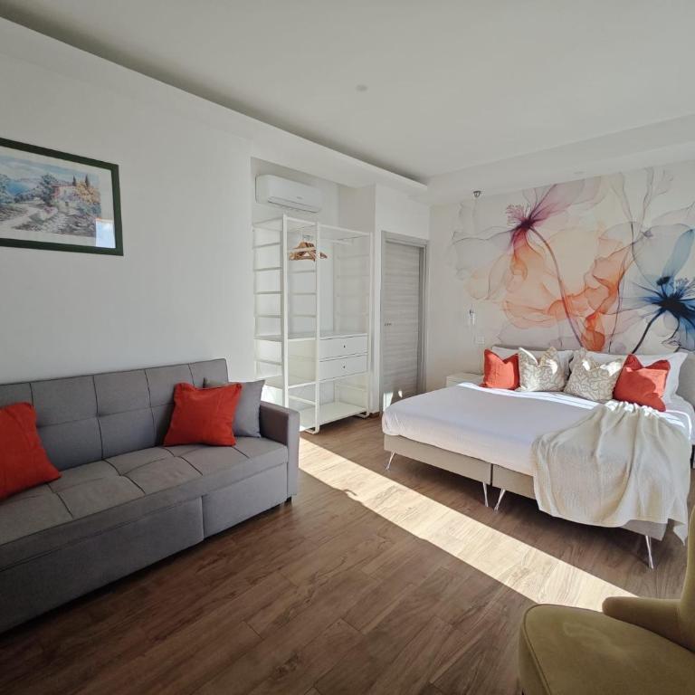 Villa Greta Hotel Rooms & Suites - Deluxe Room - 2