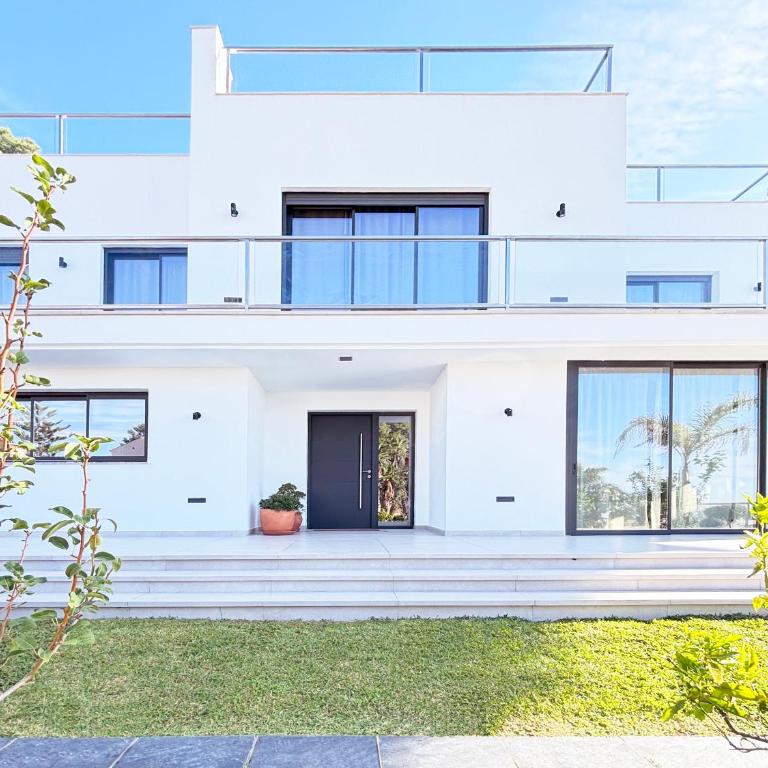 Candado Golf and heated Pool by MalagadeVacaciones - Villa - 13