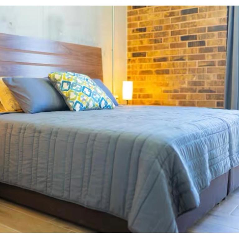 Lux 2 bedroom apartment, swimming pool, gym and free parking spot in Macro Plaza area - Two-Bedroom Apartment - 6