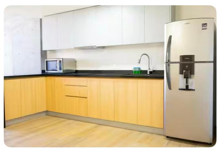 Lux 2 bedroom apartment, swimming pool, gym and free parking spot in Macro Plaza area - Two-Bedroom Apartment - 4