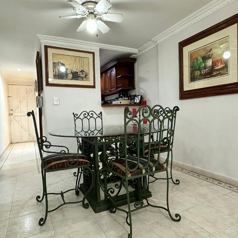 Apartamento Alvarez - Two-Bedroom Apartment - 15