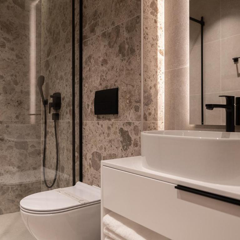 Garni Hotel Galeria - Standardna Trokrevetna Soba - 2