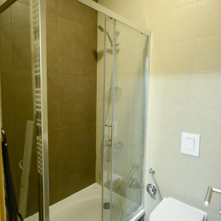 Sarajevo City escape - One-Bedroom Apartment - 16