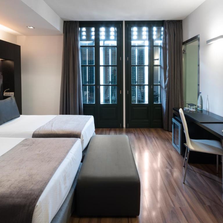 Catalonia Catedral - Superior Double or Twin Room - 2