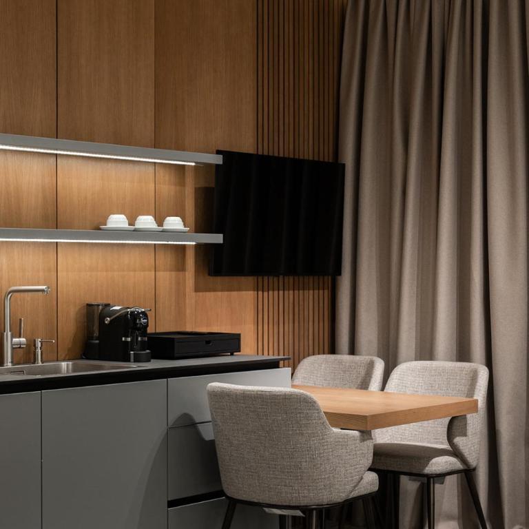 Garni Hotel Galeria - Suite - 10