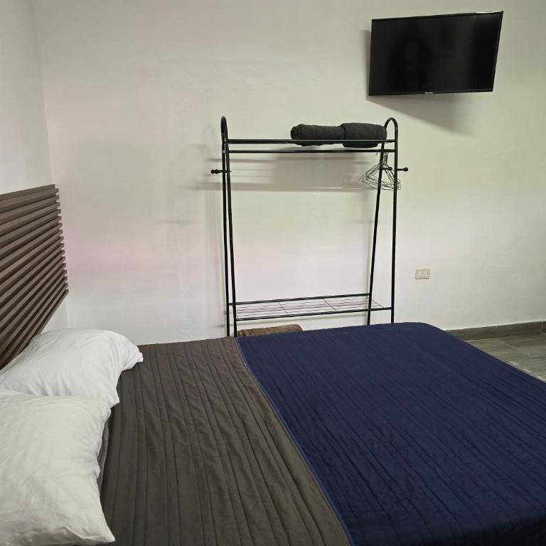 Loft Iteso Buganvilias Coca Cola Periferico y Lopez Mateos - Apartamento de 1 dormitorio - 2