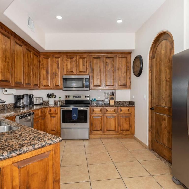 Bella Sirena Resort Premium View Condo - Apartamento - 23