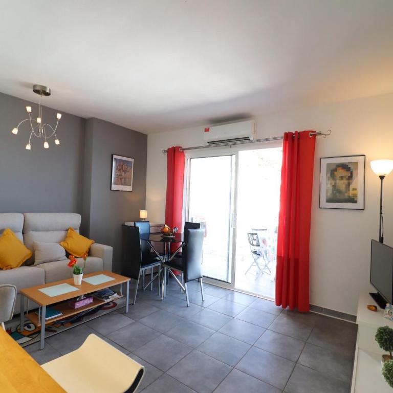 Apartment in Roses with balcony - Two-Bedroom Apartment - 2