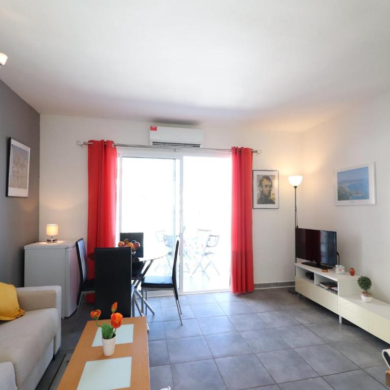Apartment in Roses with balcony - Two-Bedroom Apartment - 7