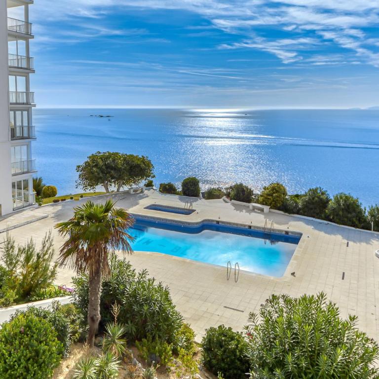Apartment in Roses with Stunning Beachfront Views - Two-Bedroom Apartment - 1