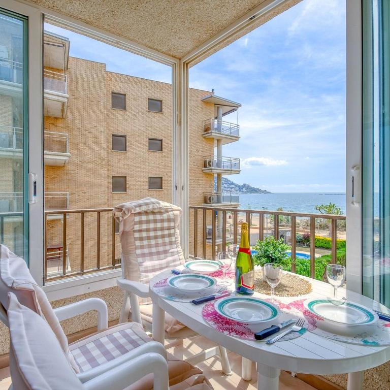 Apartment in Roses near Platja del Eastrell - Apartamento de 1 dormitorio - 2