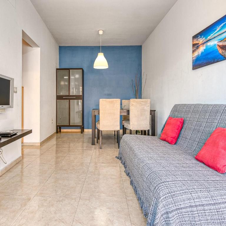 Apartment in Roses with Waterfront Views - Two-Bedroom Apartment - 2