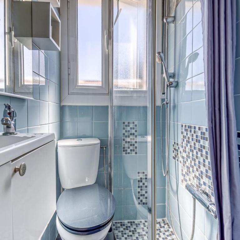 Apartment in Roses near Platja dels Palangrers - Two-Bedroom Apartment - 22