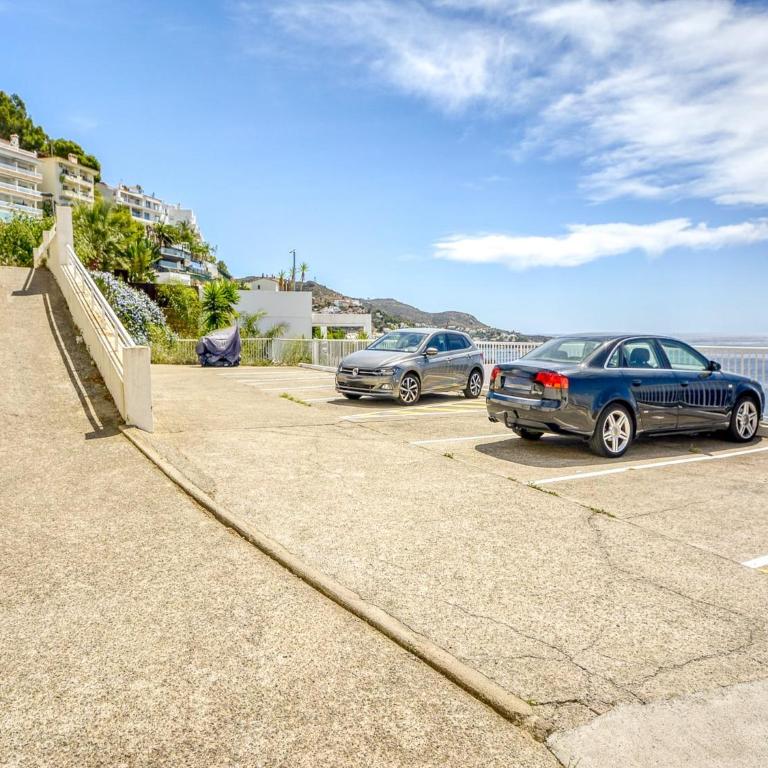 Apartment in Roses by the Waterfront - Two-Bedroom Apartment - 31