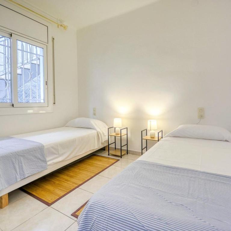 Apartment in Roses by the Waterfront - Two-Bedroom Apartment - 16