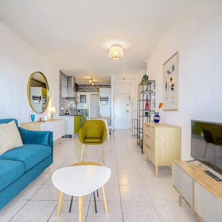 Apartment in Roses by the Waterfront - Two-Bedroom Apartment - 2