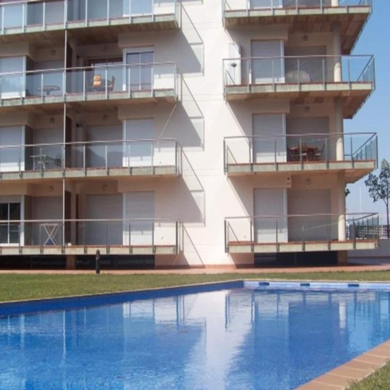 Pretty apartment with balcony - Two-Bedroom Apartment - 11