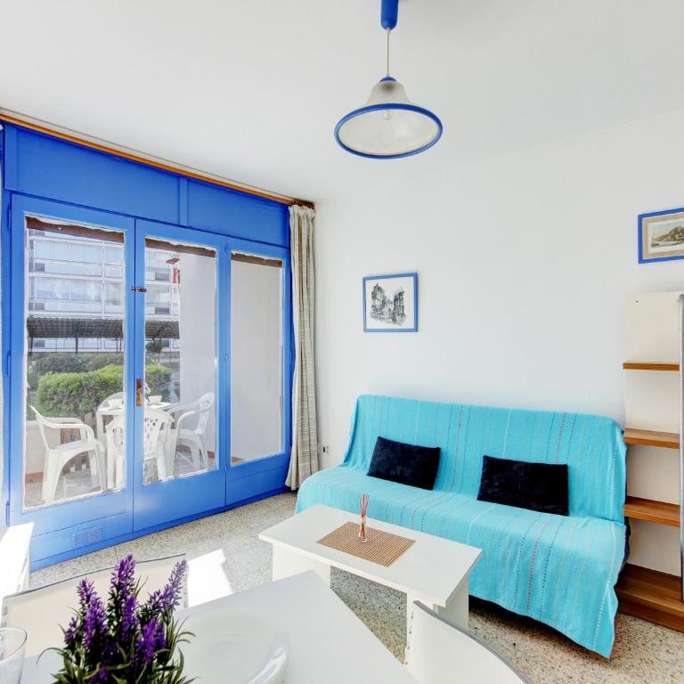 Apartment in Roses with Beachfront View - Two-Bedroom Apartment - 8