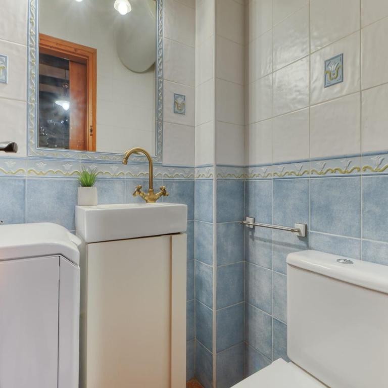 House in Roses near Sandy Beach - Two-Bedroom Apartment - 26