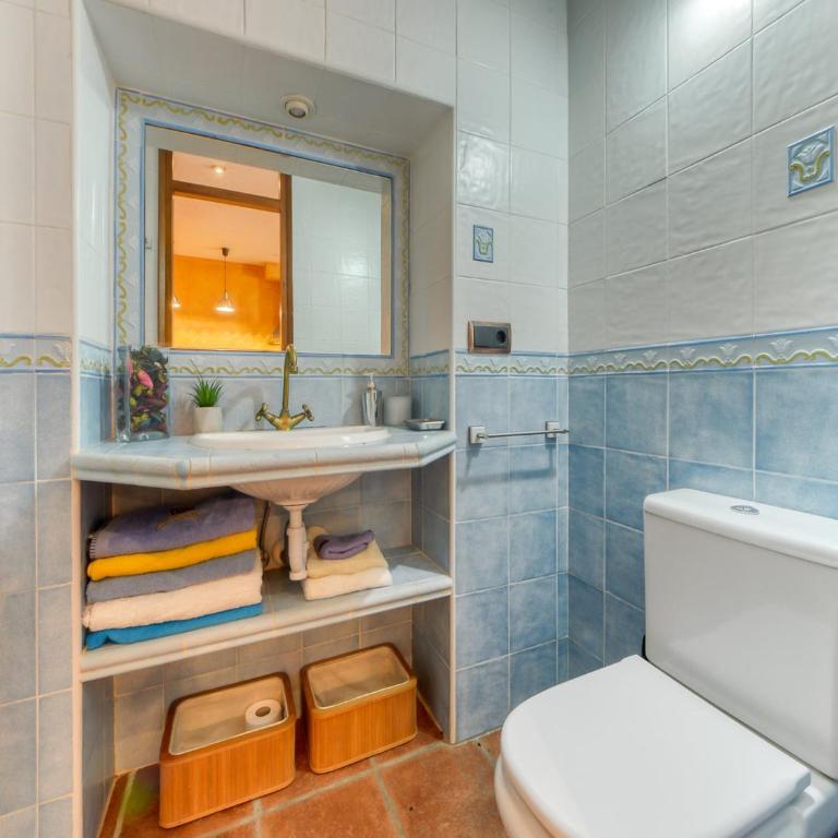 House in Roses near Sandy Beach - Two-Bedroom Apartment - 25