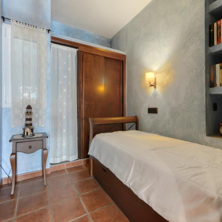 House in Roses near Sandy Beach - Two-Bedroom Apartment - 22