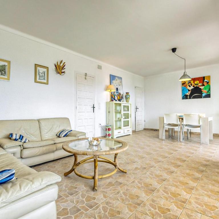 Apartment in Roses near Canyelles Beach - Two-Bedroom Apartment - 11