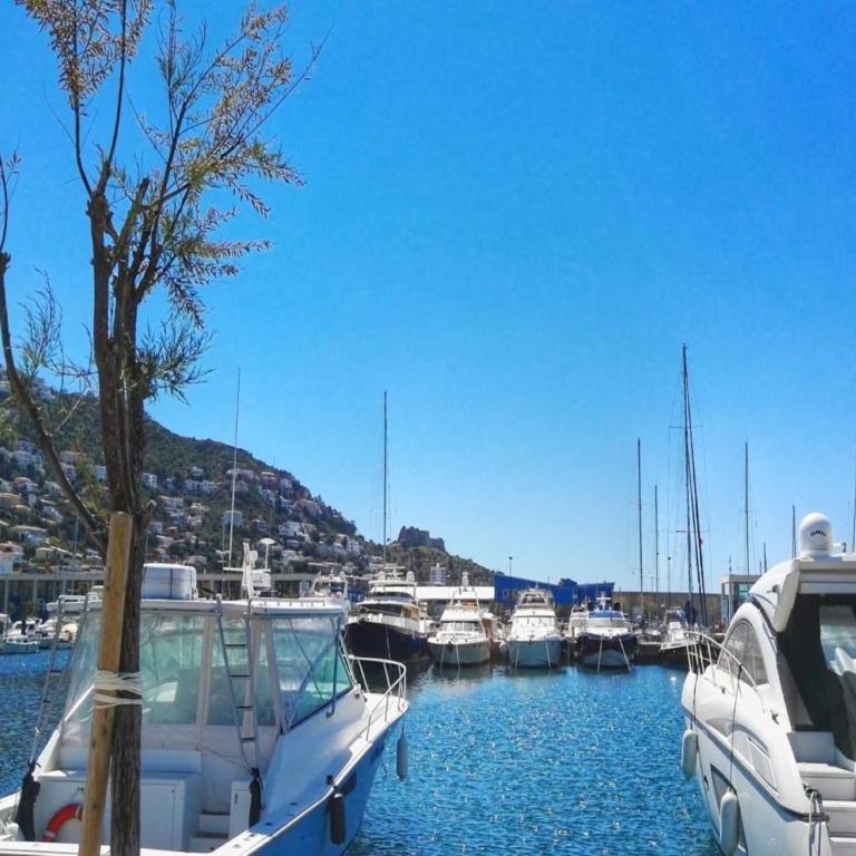 Apartment in Roses by Sta Margarita Beach - Two-Bedroom Apartment - 27
