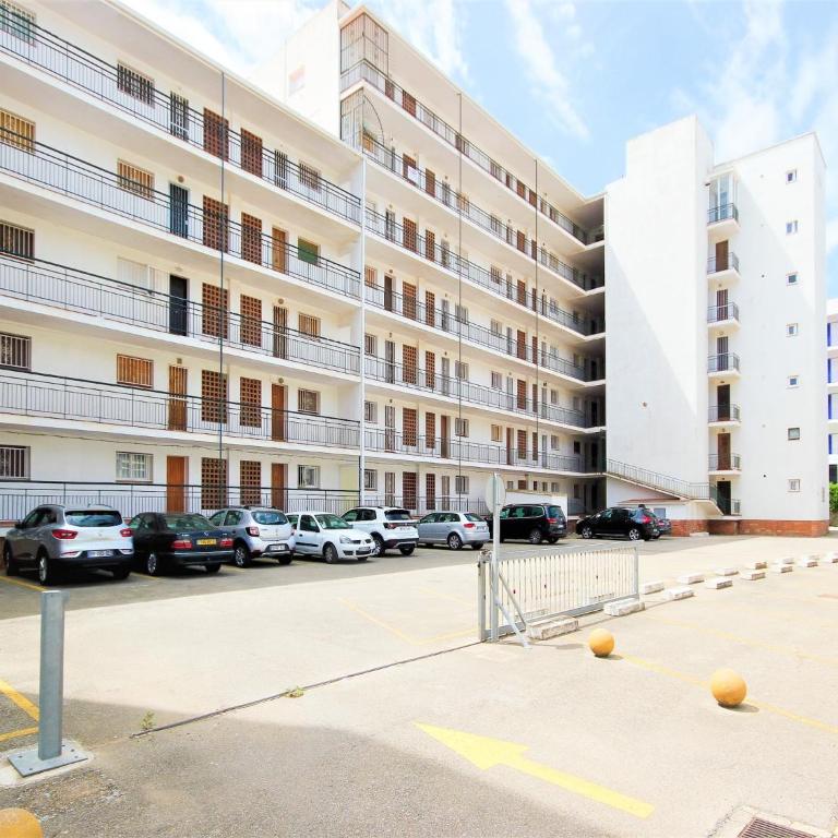 Apartment in Roses by Sta Margarita Beach - Two-Bedroom Apartment - 8