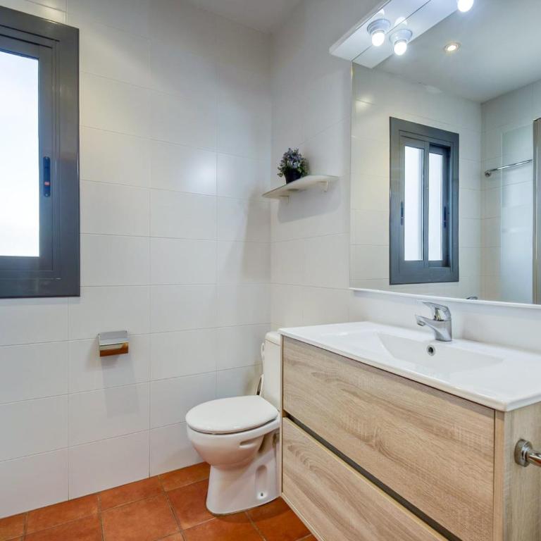 Apartment in Roses with Beachfront Access - Two-Bedroom Apartment - 23